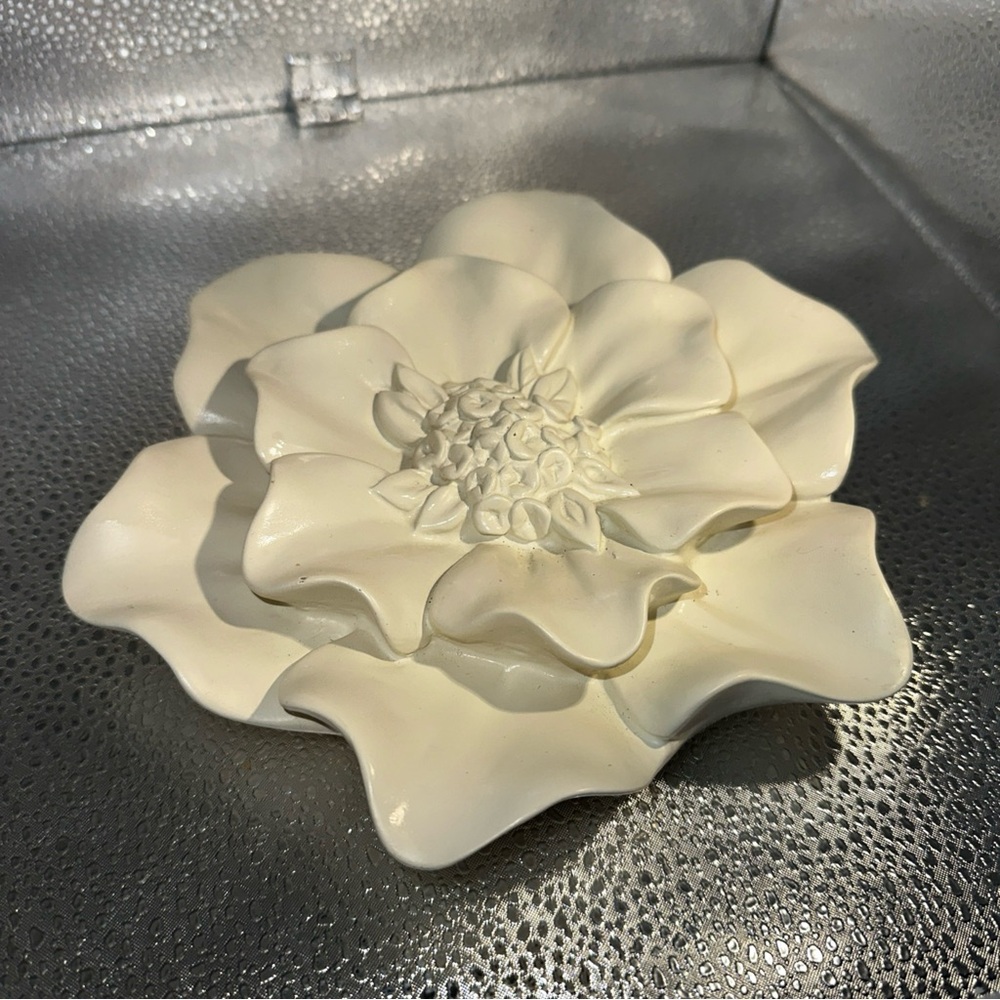 Target white Gardenia 3D resin Flower Wall art decor - Picture 3 of 9